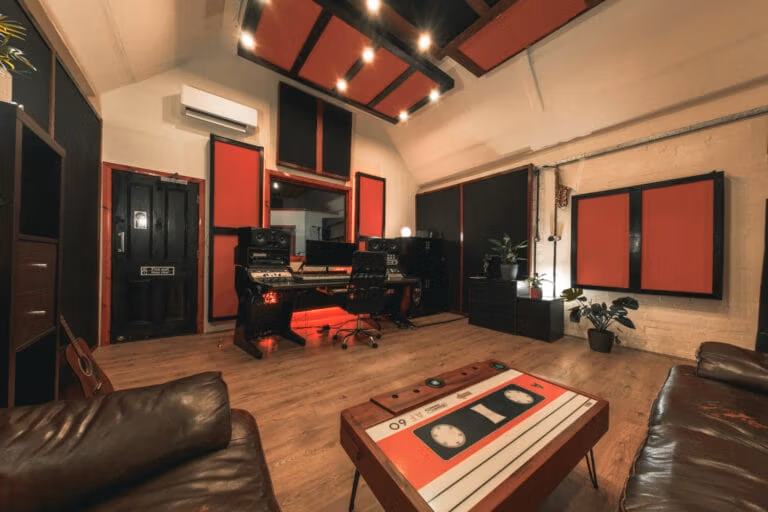 CONTROL ROOM 2024 - JPG-19