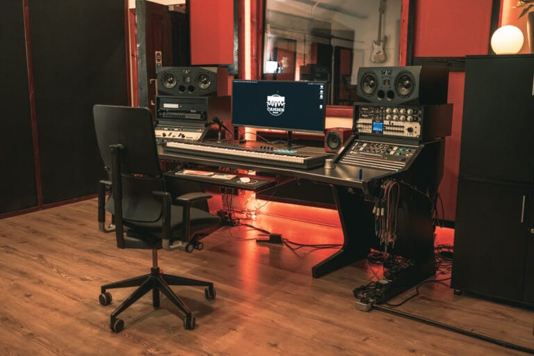 CONTROL ROOM 2024 - JPG 2-45