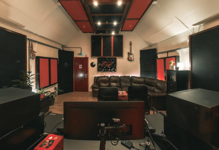 CONTROL ROOM 2024 - JPG-22